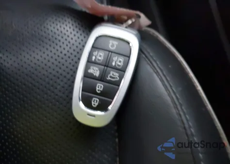 2021 Hyundai Santa Fe Limited z USA, uszkodzony, nr VIN 5NMS44AL9MH368552